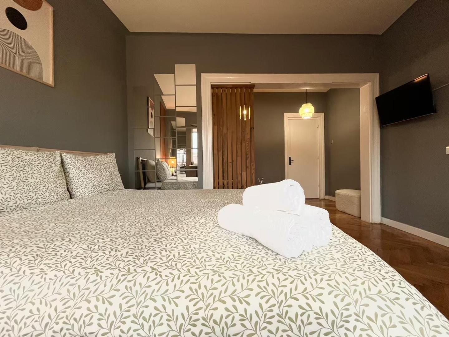 Woodie Studio With Premium Comfort By Piata Unirii Boekarest Buitenkant foto